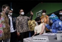 Gubernur DKI Jakarta Anies tentang UMP DKI dan buruh