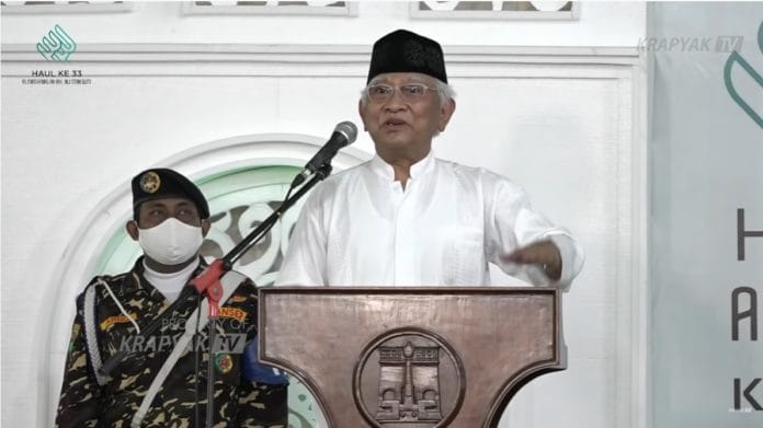 Kiai Ali Maksum Wali