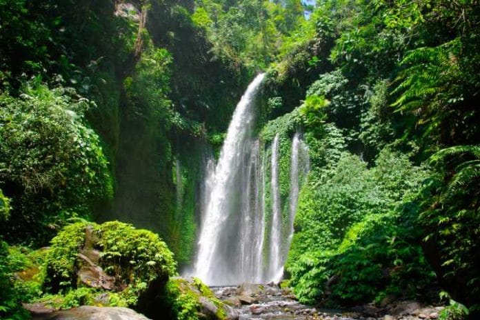 Wisata Air Terjun Sendang Gile Lombok