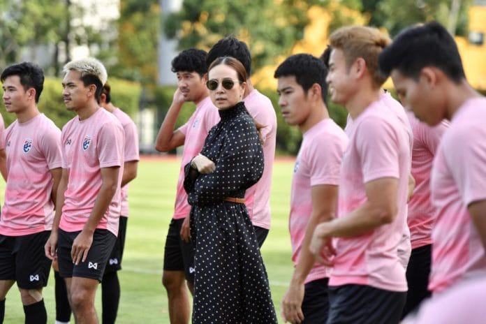 Nualphan Lamsam thailand