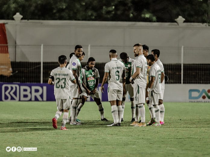 PSS Sleman vs Persela Lamongan