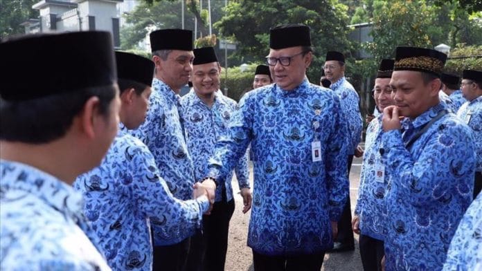 Mulai 2023, Tidak Ada Lagi Tenaga Honorer Lagi, Semua Ganti Outsourcing  Mulai 2023, Tidak Ada Lagi Tenaga Honorer Lagi, Semua Ganti Outsourcing