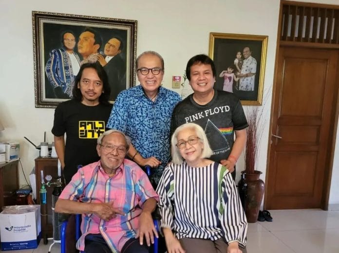 Bob Tutupoly Meninggal