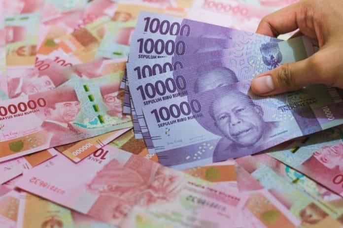 rupiah-g3396138eb_1280