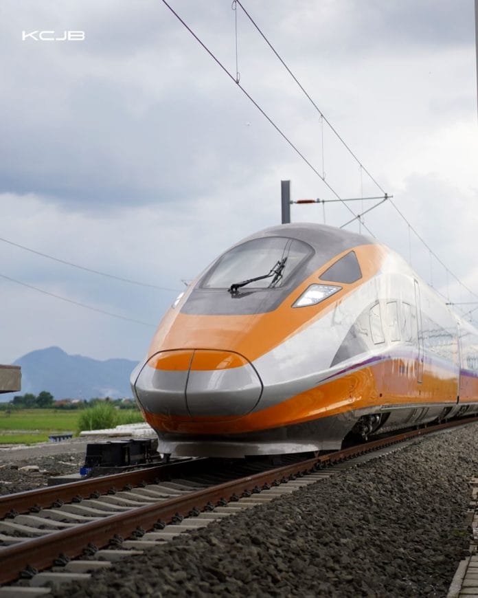 Gratis Selama 3 Bulan Pertama! Bagaimana Cara Dapatkan Tiket Gratis Kereta Cepat Jakarta-Bandung