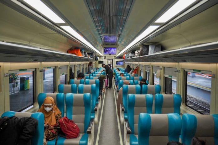 Ilustrasi tempat duduk kereta api. (Dokumen PT KAI) Ilustrasi tempat duduk kereta api.