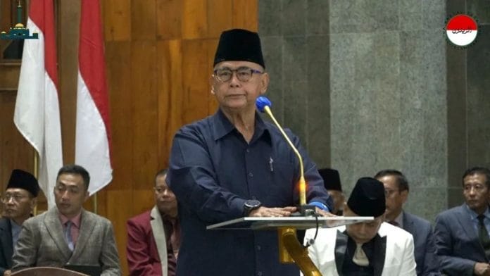 Pimpinan Ponpes Al Zaytun Panji Gumilang Panji Gumilang Minta Wali Santri Al Zaytun Tetap Bayar Uang Sekolah, Meski Rekening Diblokir
