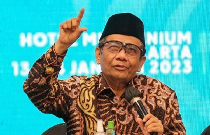 Mahfud MD Mahfud MD Sebut Tulisan Dahlan Iskan 'Zaytun Sinagog' Sebagi Hoaks: Rekening Panji Gumilang Tidak Diblokir Sepenuhnya