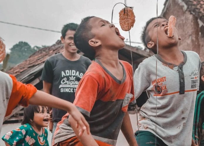 Selain Makan Krupuk, Ini 68 Ide Lomba 17 Agustus Super Seru dan Antimainstream