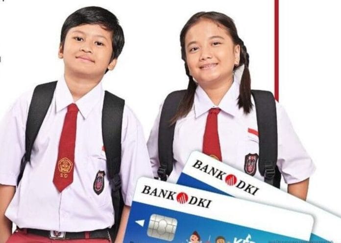 Sering Dikeluhkan Warga, Ini Sebab Dana Bansos KJP Plus 2023 Tak Bisa Digunakan Belanja