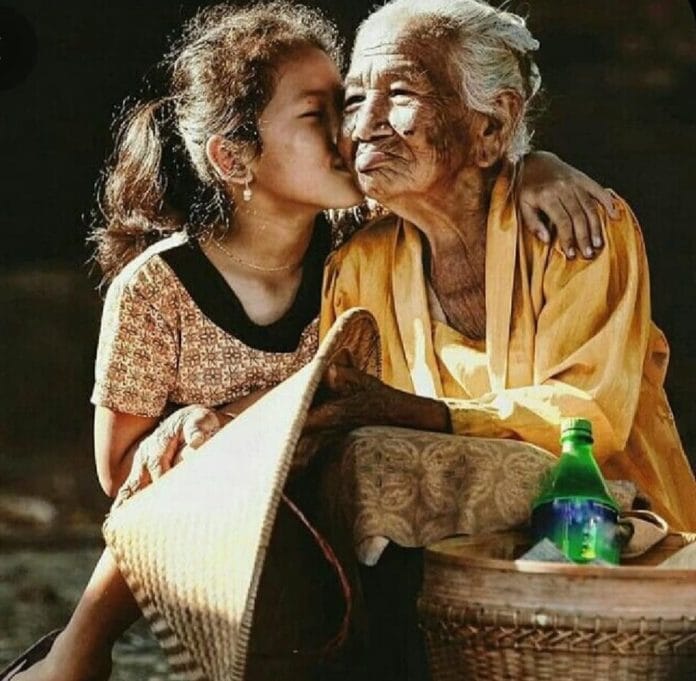 WhatsApp Image 2023-08-06 at 08.24.19 Ilustrasi lansia penerima KLJ. Instagram Posyandu Lansia Namaskar)