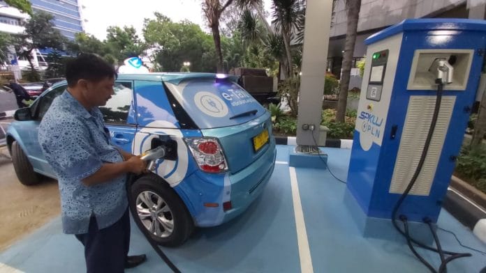 kendaraan mobil listrik