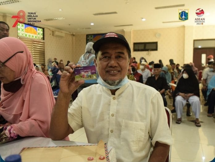 Penerima Baru KLJ 2023 Kapan Terima Dana Bansos Periode Juli Hingga September Dinsos DKI Beri Bocorannya Penerima Baru KLJ 2023 Kapan Terima Dana Bansos Periode Juli Hingga September Dinsos DKI Beri Bocorannya