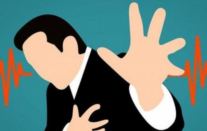 Ilustrasi nyeri dada karena kolesterol tinggi (Pixabay)