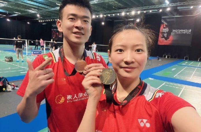 Zheng  Si Wei-Huang Ya Qiong/Instagram Zheng  Si Wei