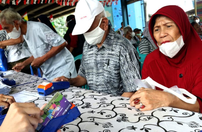 Penyaluran Kartu ATM