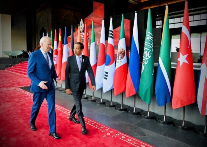 Presiden Jokowi dan Presiden Biden Presiden Jokowi dan Presiden Biden