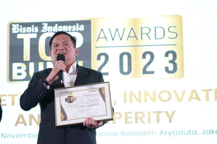 Arief Mulyadi, Dirut PT Permodalan Nasional Madani (PNM), Terima Anugerah CEO Terbaik Tiga Tahun Berturut-turut versi TOP BUMN Bisnis Indonesia