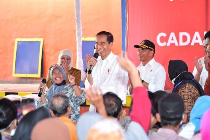 Presiden Jokowi Janji Lanjutkan Bantuan Pangan Cadangan Beras Pemerintah (CBP) sampai Juni Tahun Depan
