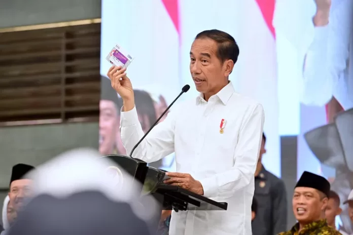 Presiden Joko Widodo berikan bantuan PIP 2024