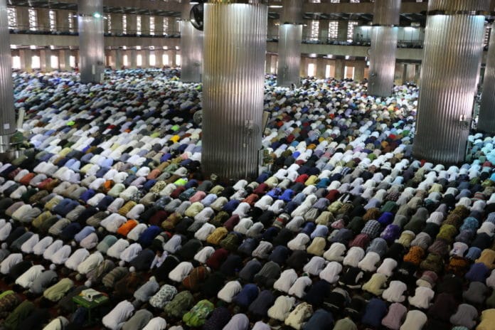 alasan shalat tarawih selama ramadhan