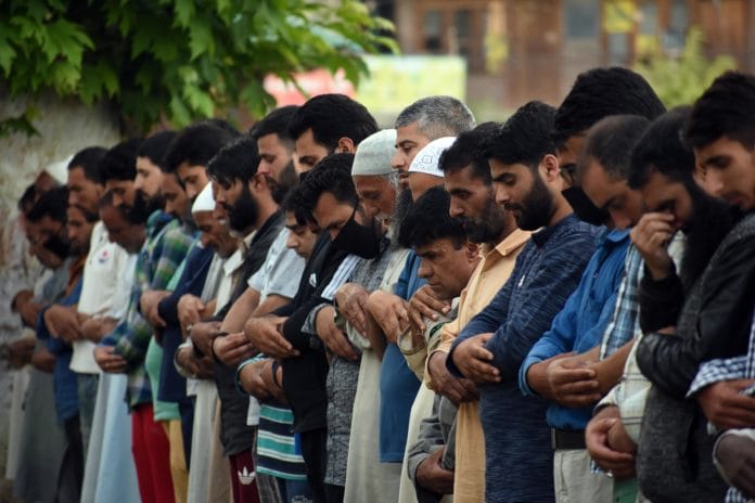 Puasa ramadhan tapi tidak shalat