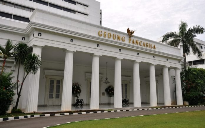 Iran Serang Israel: Kemlu Pastikan Tidak Ada WNI yang Terdampak Iran Serang Israel: Kemlu Pastikan Tidak Ada WNI yang Terdampak