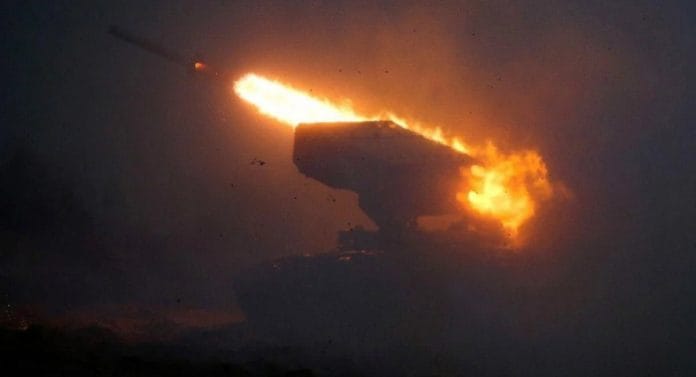 TOS-1A Sistem penyembur api berat Solntsepyok.