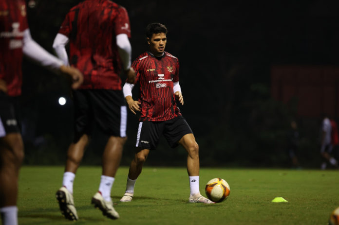 Ragnar Oratmangoen-1 Ragnar Oratmangoen