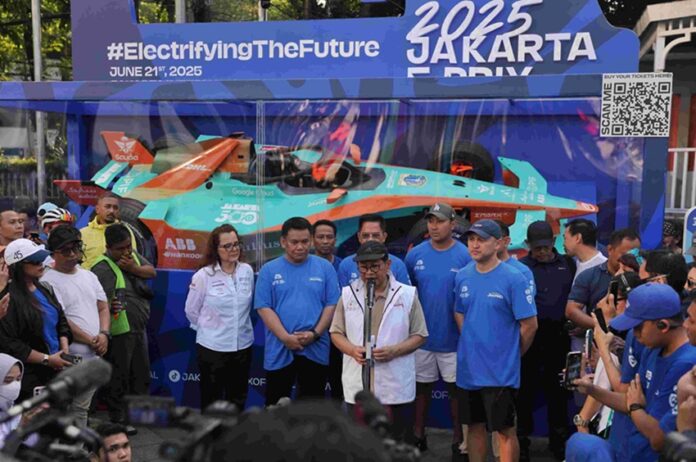 Persiapan Balap Mobil Listrik Formula E Sudah 90 Persen, Gubernur Pramono Anung Ajak Warga Jakarta Nonton Persiapan Balap Mobil Listrik Formula E Sudah 90 Persen, Gubernur Pramono Anung Ajak Warga Jakarta Nonton